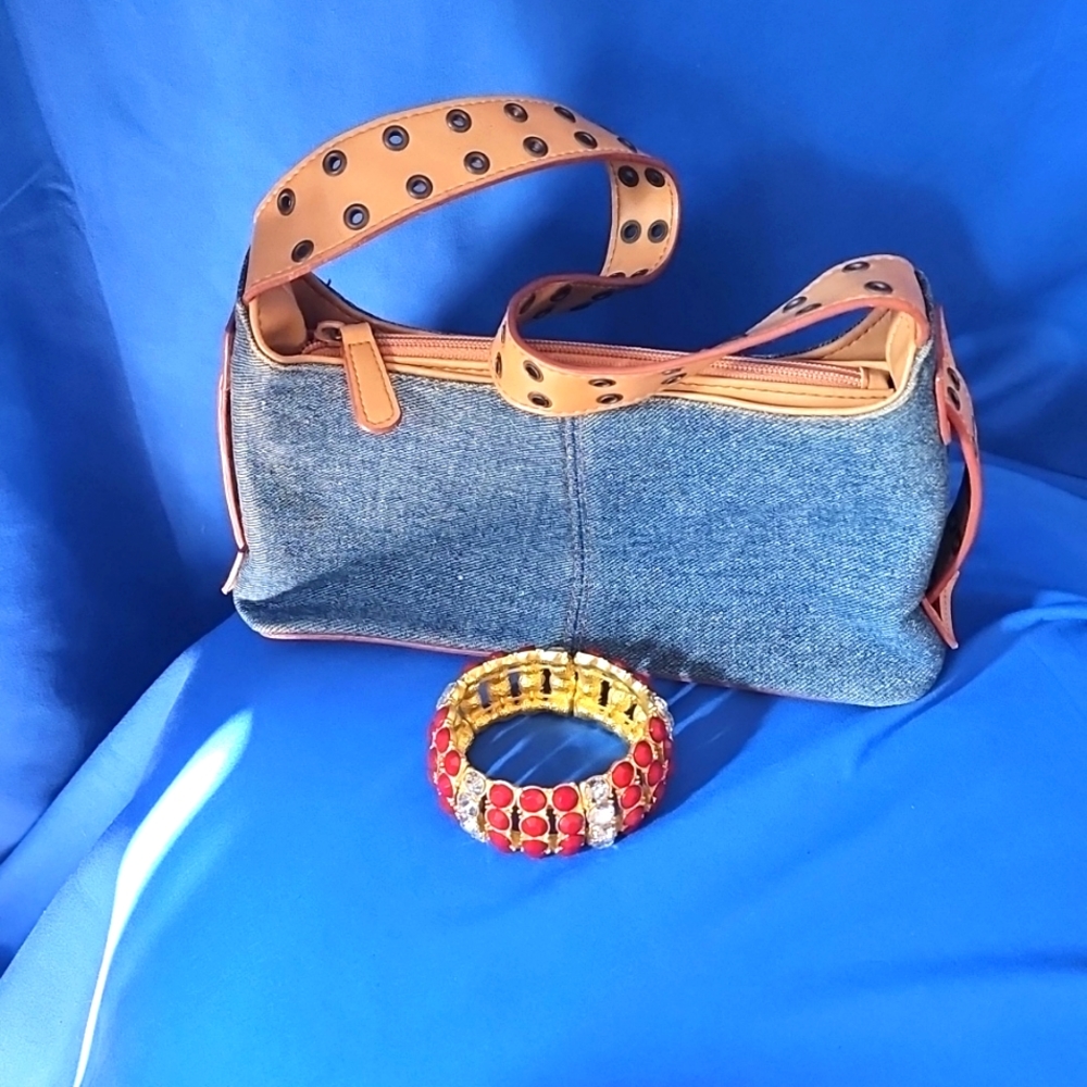 Bag an Bracelet
